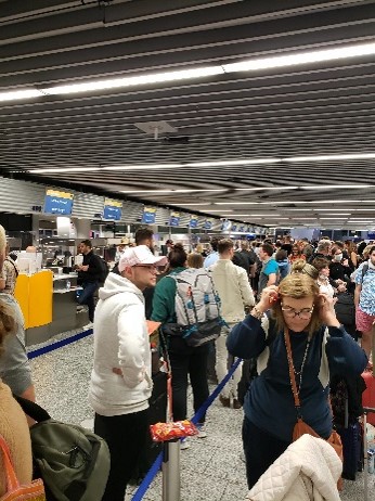 Lufthansa rebooking line