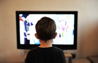 Child in front of TV from Pixabay